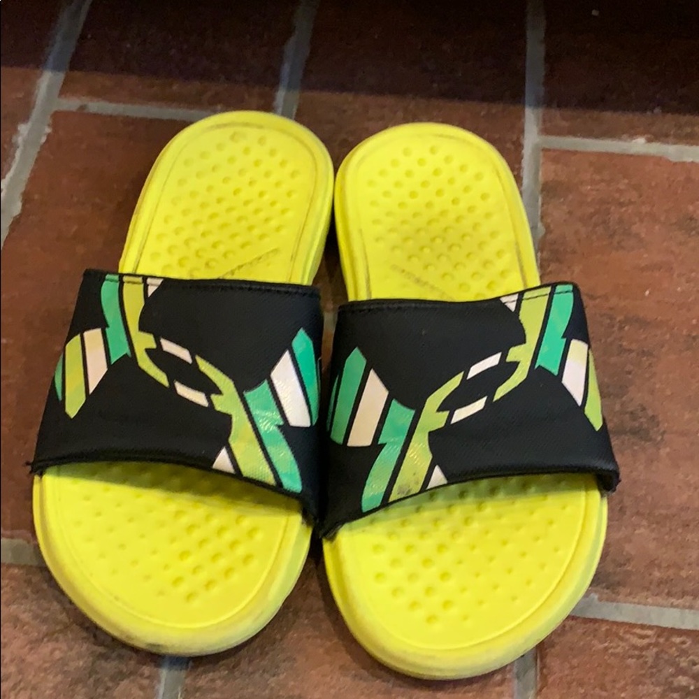 Under armor boys slides